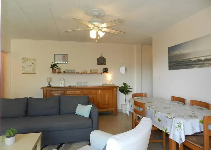 Appt Spacieux 4 Pers Avec Piscine Proche - Fr-1-251-923 Lägenhet *